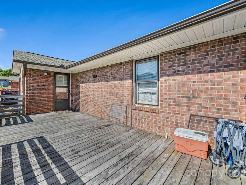 462 Kimbrell Street, Rock Hill, SC 29730.  MLS# CAR4303109, YatesRealty ID 2575. 