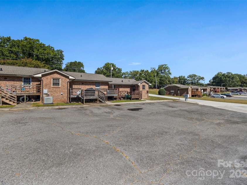 462 Kimbrell Street, Rock Hill, SC 29730.  MLS# CAR4303109, YatesRealty ID 2575. 