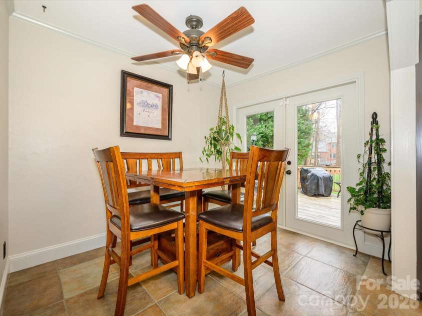 5232 Begonia Drive, Charlotte, NC 28215.  MLS# CAR4350341, YatesRealty ID 2575. 