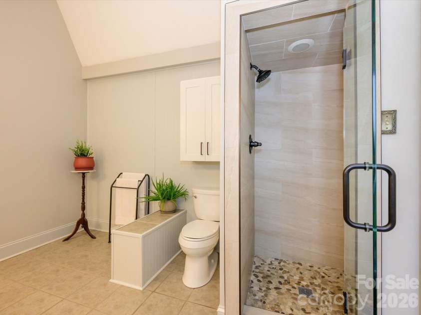 5232 Begonia Drive, Charlotte, NC 28215.  MLS# CAR4350341, YatesRealty ID 2575. 