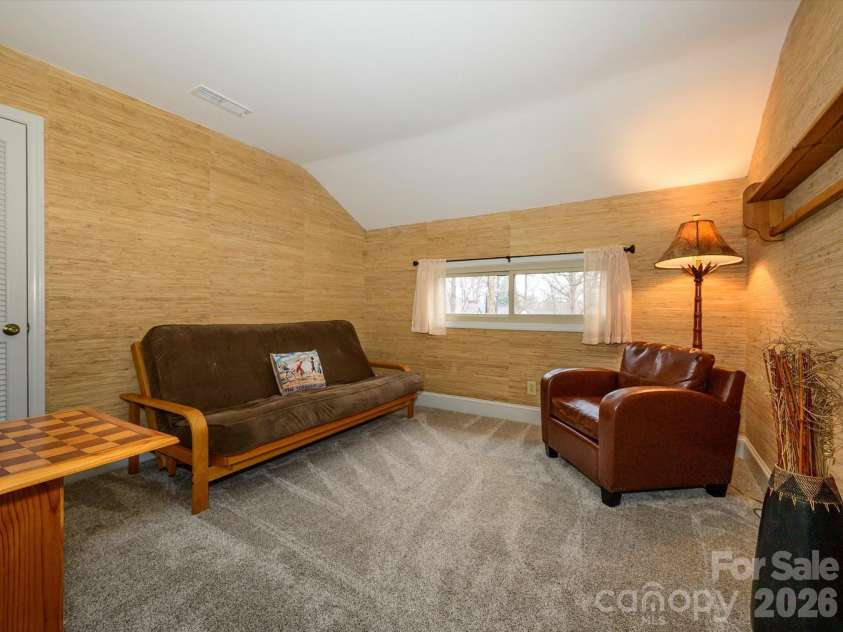 5232 Begonia Drive, Charlotte, NC 28215.  MLS# CAR4350341, YatesRealty ID 2575. 