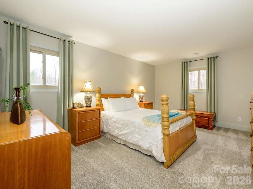 5232 Begonia Drive, Charlotte, NC 28215.  MLS# CAR4350341, YatesRealty ID 2575. 