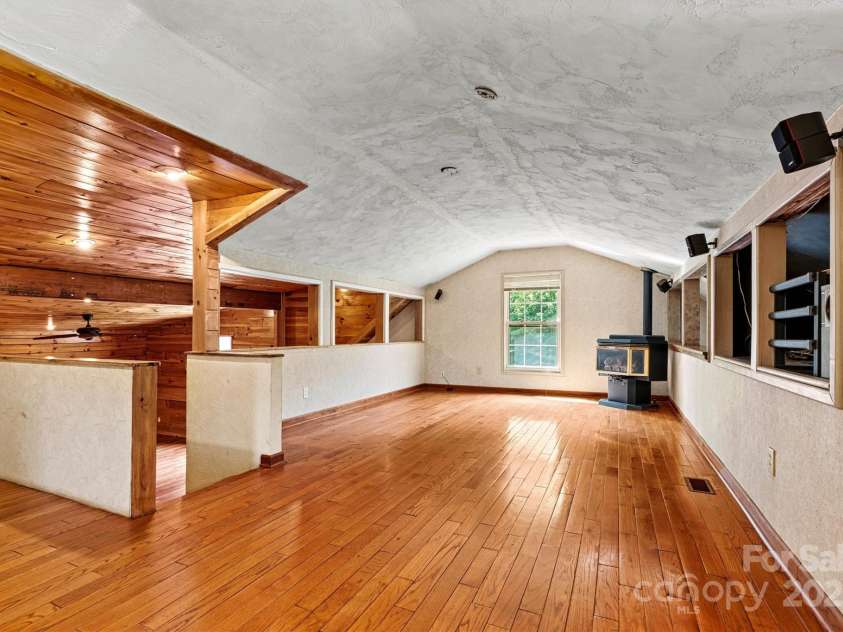 3724 County Home Road, Conover, NC 28613.  MLS# CAR4275725, YatesRealty ID 25751. Living Room/Bedroom Entry View