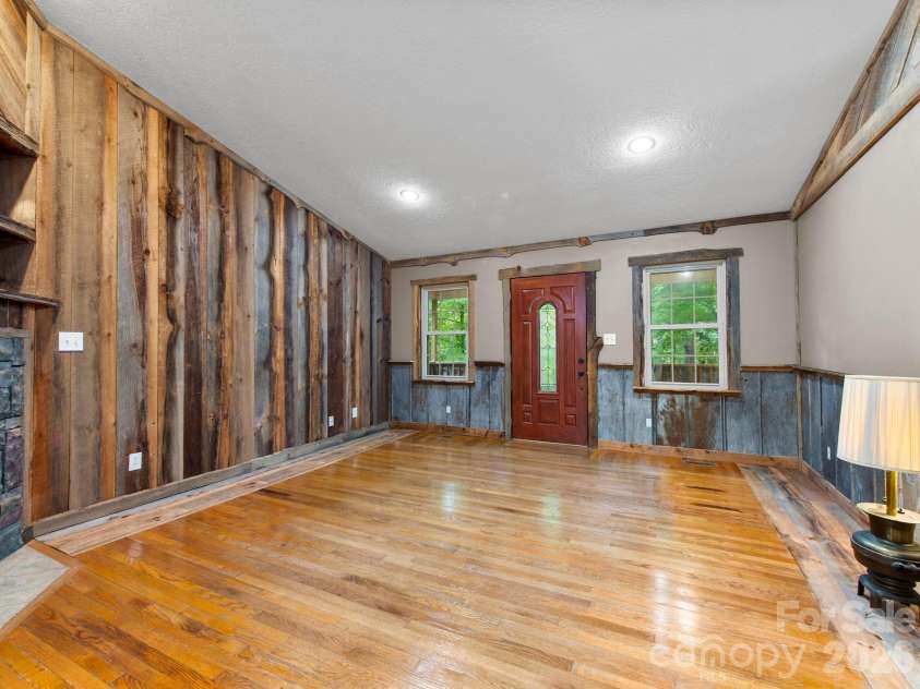 37 Leatherwood Drive, Candler, NC 28715.  MLS# CAR4376131, YatesRealty ID 25753. 