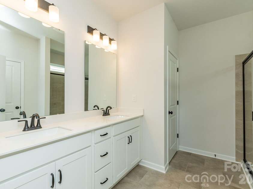 4240 Ruth Creek Court, Charlotte, NC 28216.  MLS# CAR4386248, YatesRealty ID 25754. 