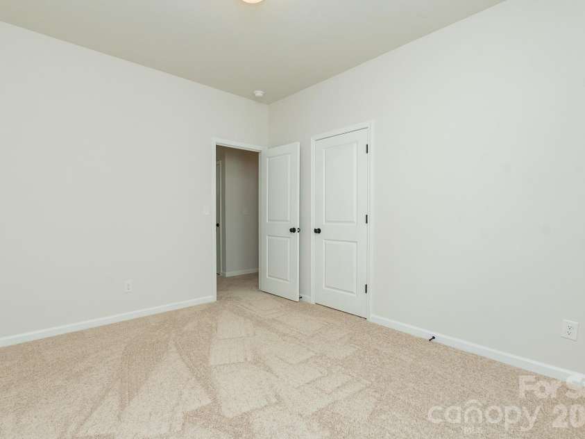 4240 Ruth Creek Court, Charlotte, NC 28216.  MLS# CAR4386248, YatesRealty ID 25754. 