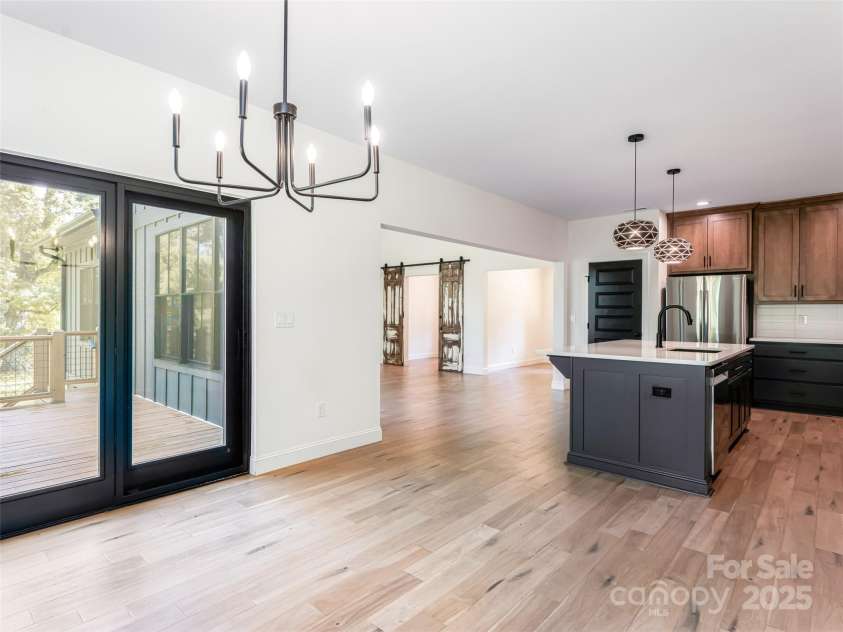 244 Barebridge Drive, Burnsville, NC 28714.  MLS# CAR4279685, YatesRealty ID 25755. 