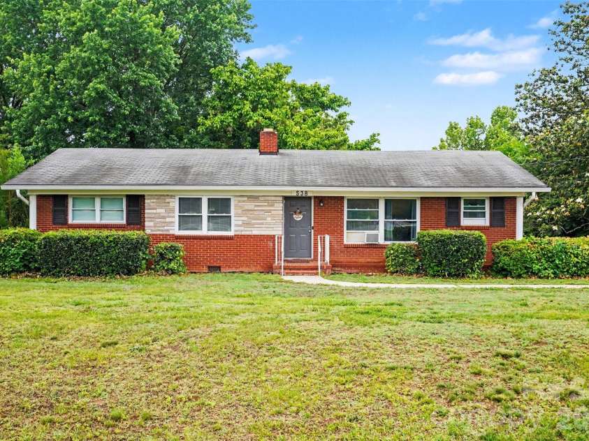 538 George W Liles Parkway, Concord, NC 28027.  MLS# CAR4386046, YatesRealty ID 25755. 