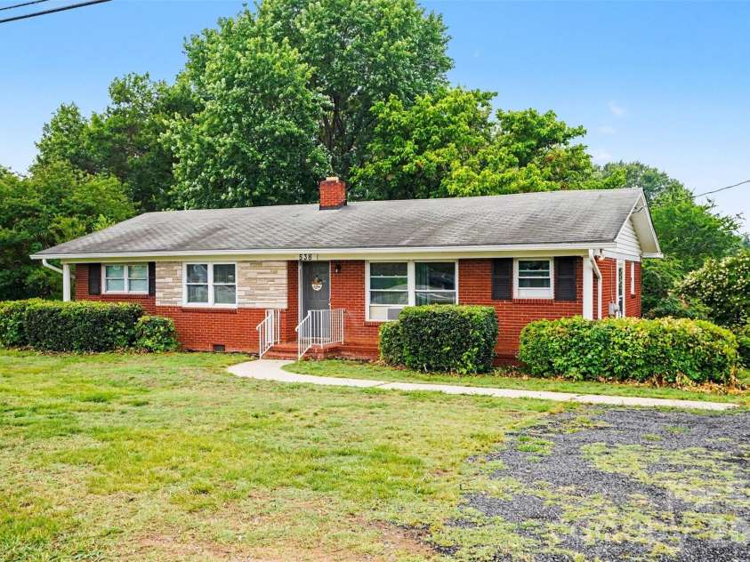 538 George W Liles Parkway, Concord, NC 28027.  MLS# CAR4386046, YatesRealty ID 25755. 
