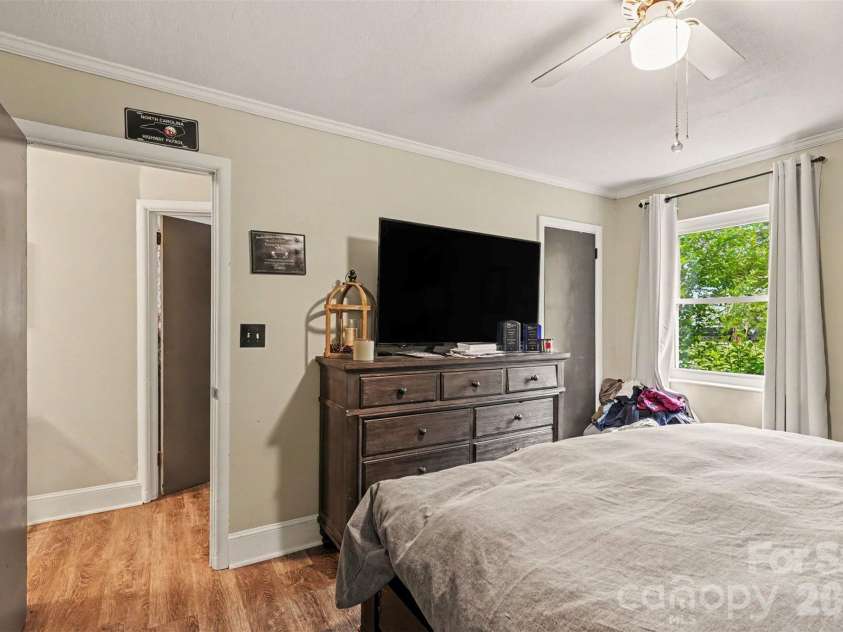 538 George W Liles Parkway, Concord, NC 28027.  MLS# CAR4386046, YatesRealty ID 25755. 