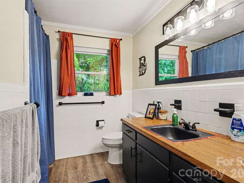 538 George W Liles Parkway, Concord, NC 28027.  MLS# CAR4386046, YatesRealty ID 25755. 