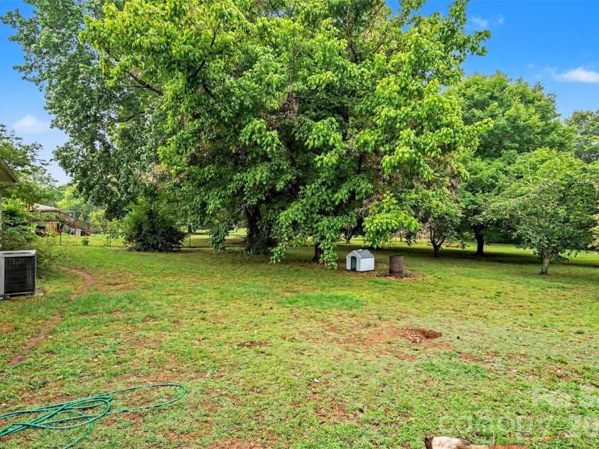 538 George W Liles Parkway, Concord, NC 28027.  MLS# CAR4386046, YatesRealty ID 25755. 