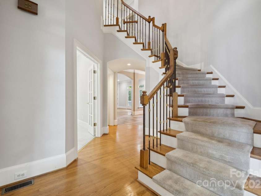 18802 Pentwater Court, Cornelius, NC 28031.  MLS# CAR4279322, YatesRealty ID 25756. 