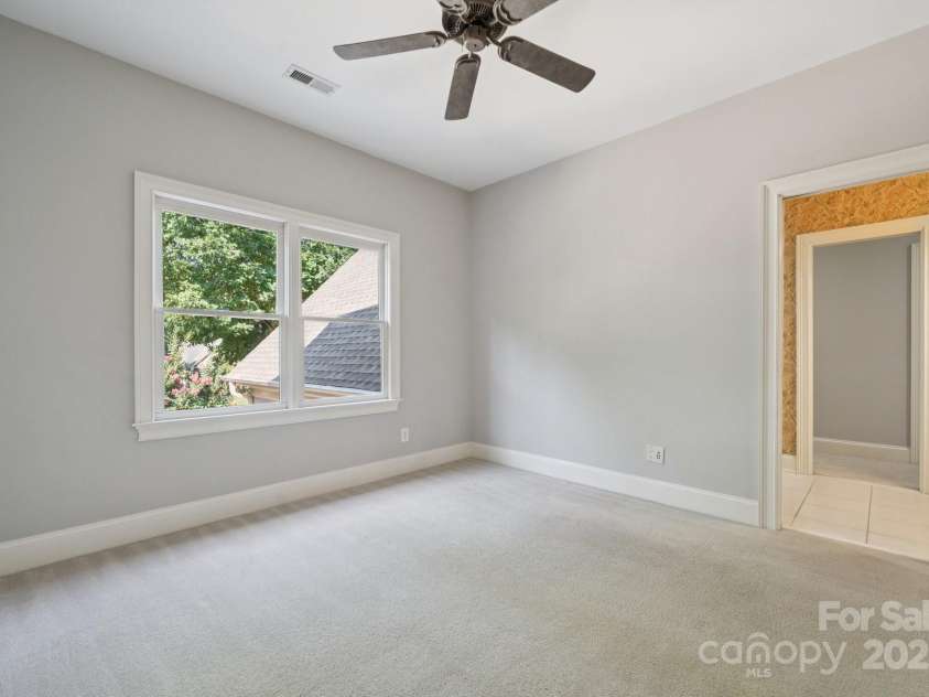 18802 Pentwater Court, Cornelius, NC 28031.  MLS# CAR4279322, YatesRealty ID 25756. 