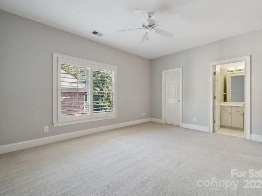 18802 Pentwater Court, Cornelius, NC 28031.  MLS# CAR4279322, YatesRealty ID 25756. 