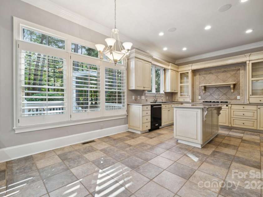 18802 Pentwater Court, Cornelius, NC 28031.  MLS# CAR4279322, YatesRealty ID 25756. 