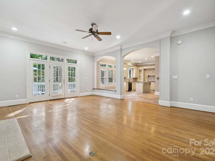 18802 Pentwater Court, Cornelius, NC 28031.  MLS# CAR4279322, YatesRealty ID 25756. 