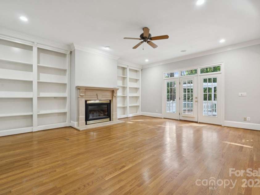 18802 Pentwater Court, Cornelius, NC 28031.  MLS# CAR4279322, YatesRealty ID 25756. 