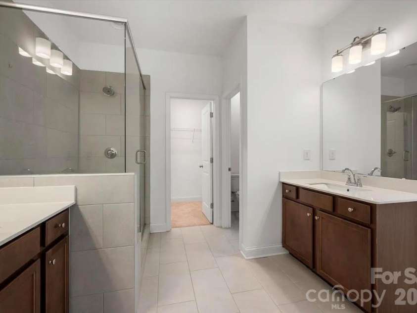 10028 Trailhead Way, Huntersville, NC 28078.  MLS# CAR4382160, YatesRealty ID 25758. Bathroom 3: Primary
