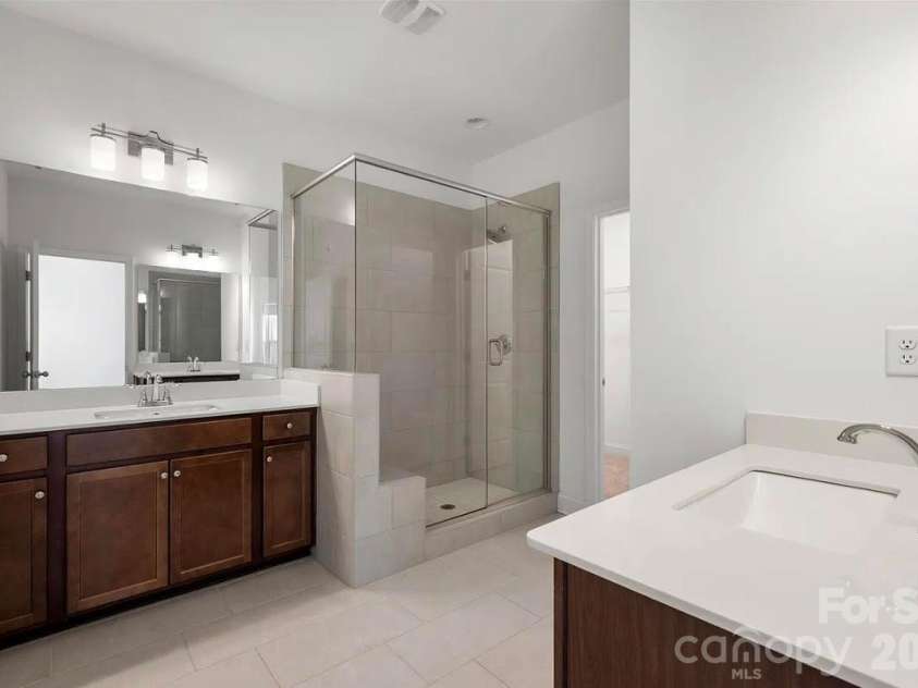 10028 Trailhead Way, Huntersville, NC 28078.  MLS# CAR4382160, YatesRealty ID 25758. Bathroom 3: Primary