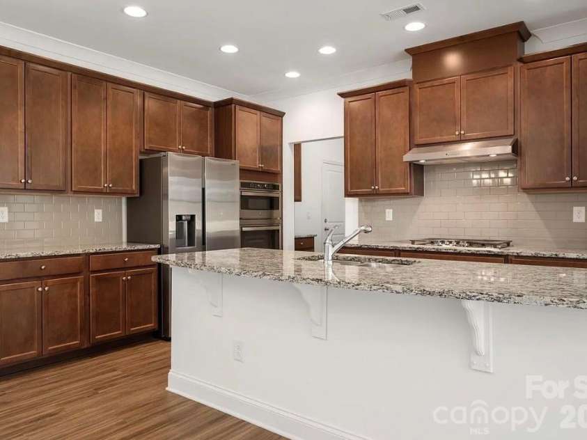 10028 Trailhead Way, Huntersville, NC 28078.  MLS# CAR4382160, YatesRealty ID 25758. Large Island