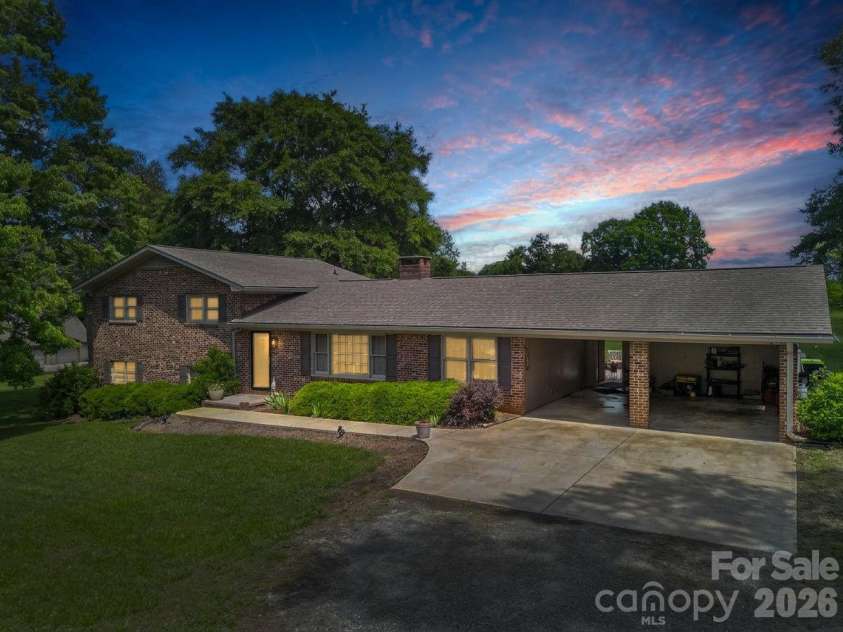 72 McEntire Road, Tryon, NC 28782.  MLS# CAR4411835, YatesRealty ID 25759. 