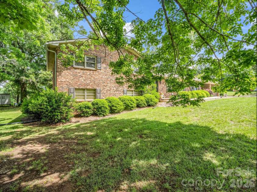 72 McEntire Road, Tryon, NC 28782.  MLS# CAR4411835, YatesRealty ID 25759. 