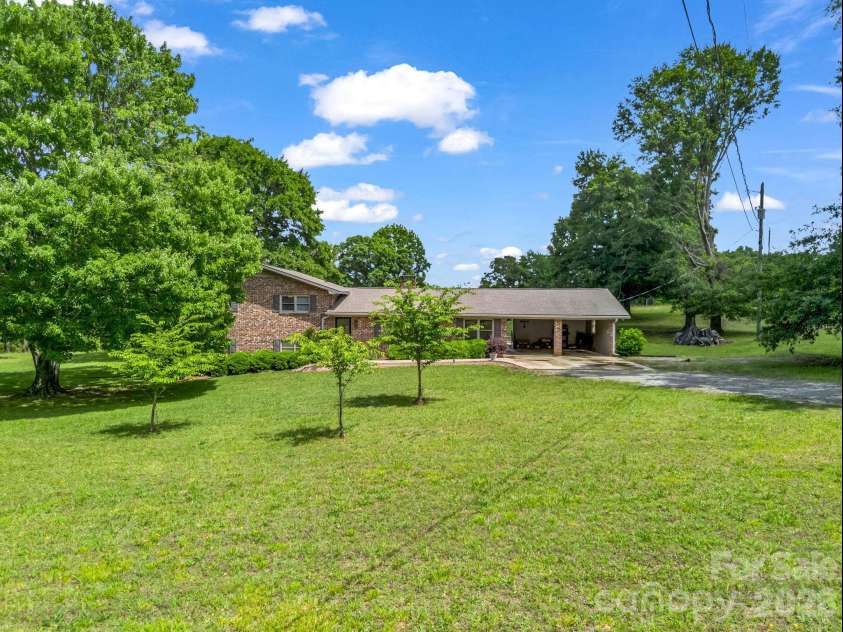 72 McEntire Road, Tryon, NC 28782.  MLS# CAR4411835, YatesRealty ID 25759. 