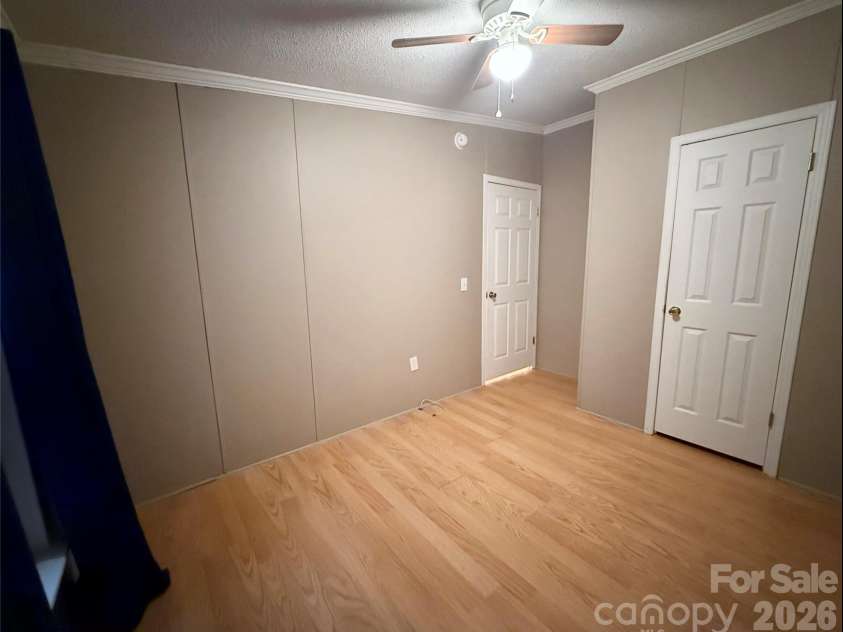 5110 Sierra Drive, Maiden, NC 28650.  MLS# CAR4386881, YatesRealty ID 25760. 