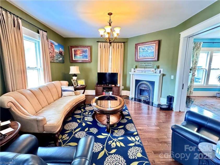 311 Cherry Street, Mount Airy, NC 27030.  MLS# CAR4267362, YatesRealty ID 25761. 