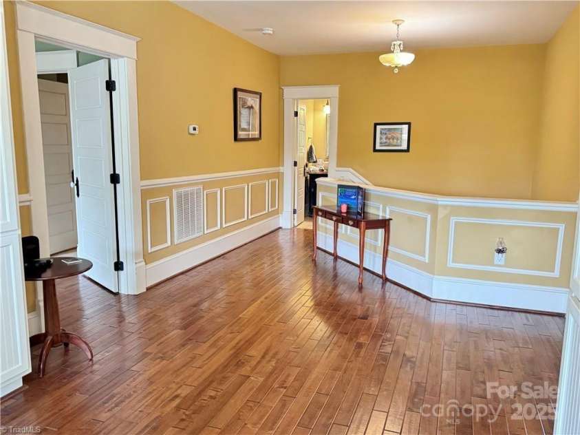 311 Cherry Street, Mount Airy, NC 27030.  MLS# CAR4267362, YatesRealty ID 25761. 