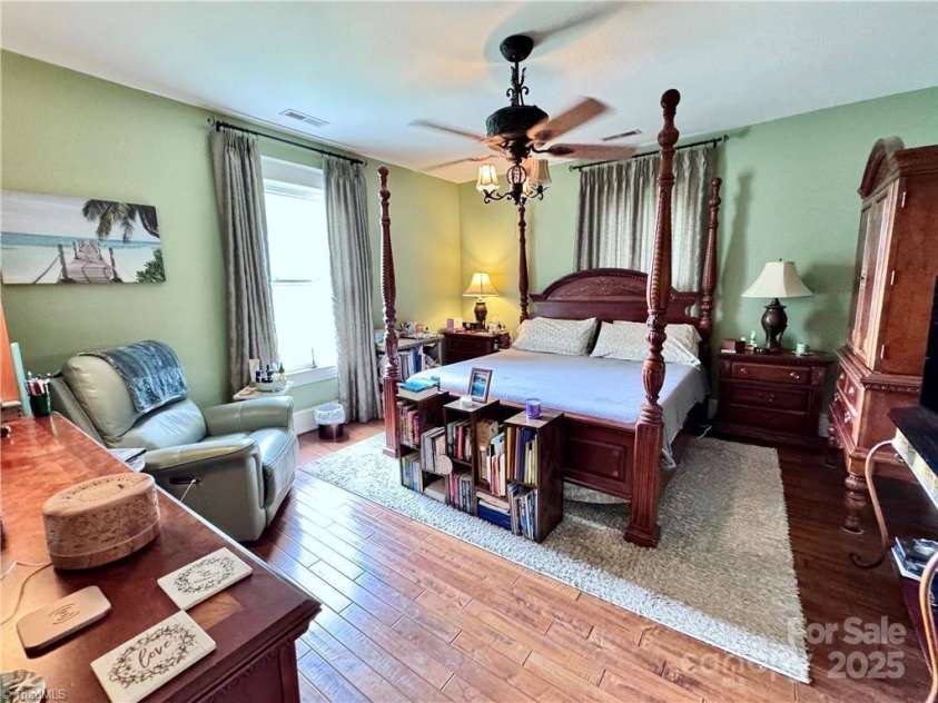 311 Cherry Street, Mount Airy, NC 27030.  MLS# CAR4267362, YatesRealty ID 25761. 