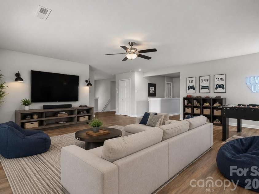 3272 Table Rock Drive, Gastonia, NC 28052.  MLS# CAR4385493, YatesRealty ID 25761. VIRTUALLY STAGED bonus room