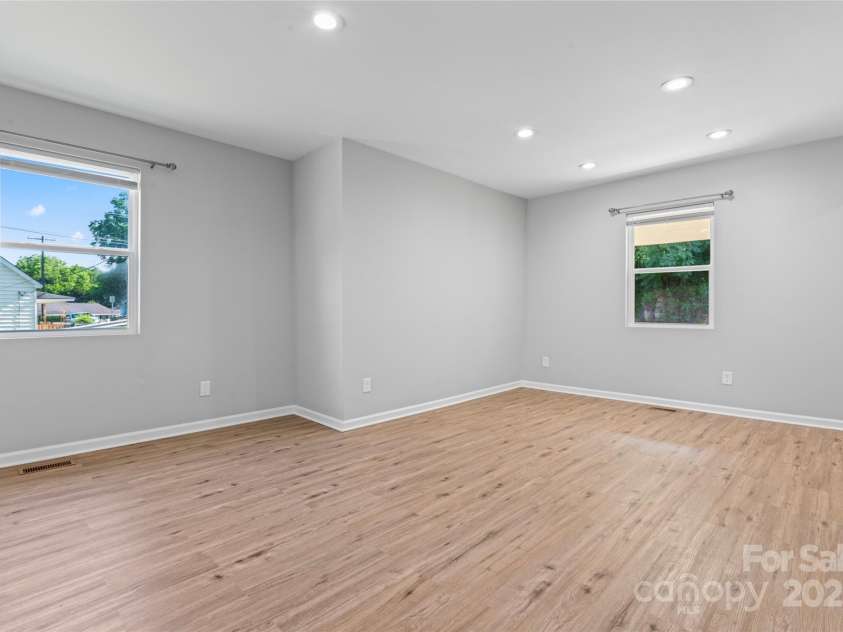 146 Georgia Street, Concord, NC 28025.  MLS# CAR4264425, YatesRealty ID 25763. 