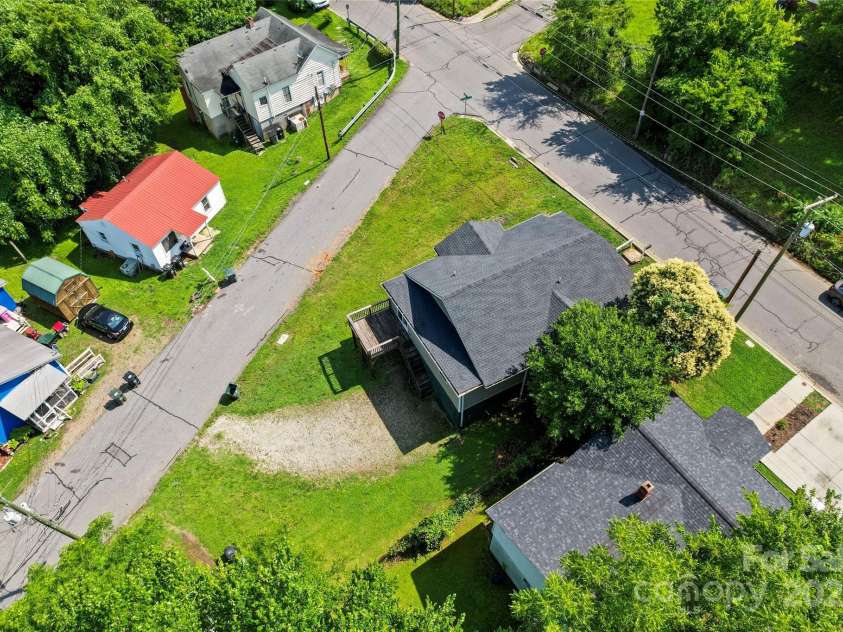 146 Georgia Street, Concord, NC 28025.  MLS# CAR4264425, YatesRealty ID 25763. 