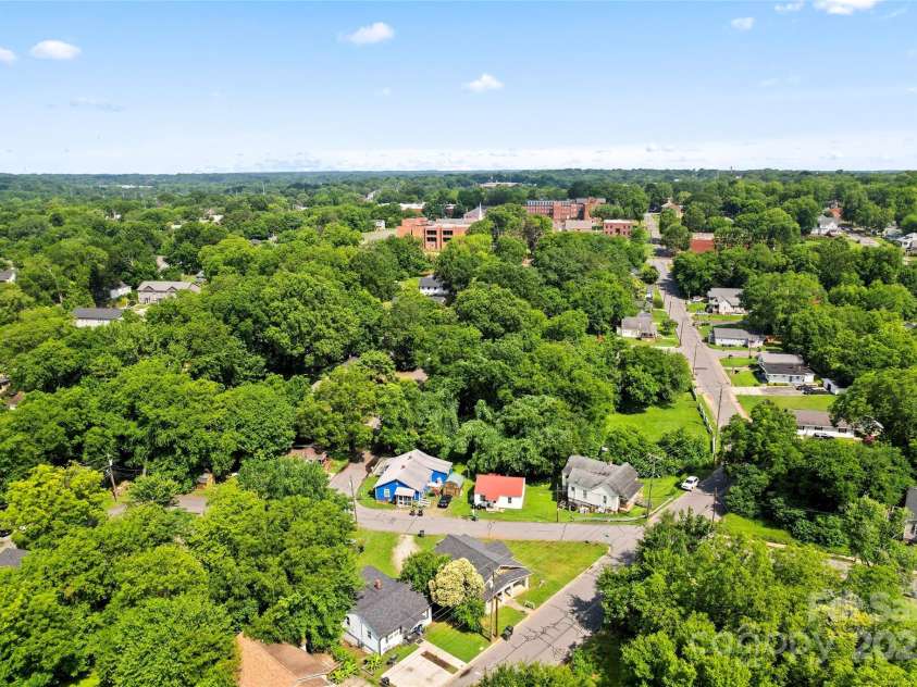 146 Georgia Street, Concord, NC 28025.  MLS# CAR4264425, YatesRealty ID 25763. 