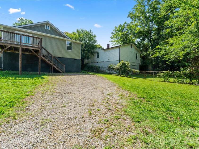 146 Georgia Street, Concord, NC 28025.  MLS# CAR4264425, YatesRealty ID 25763. 