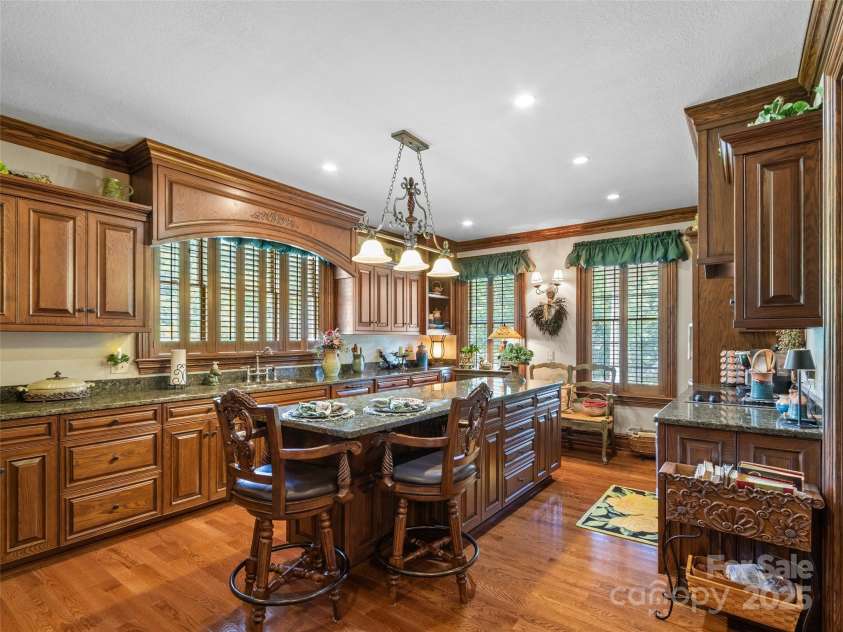 38 Peterson Lane, Green Mountain, NC 28740.  MLS# CAR4279349, YatesRealty ID 25769. 