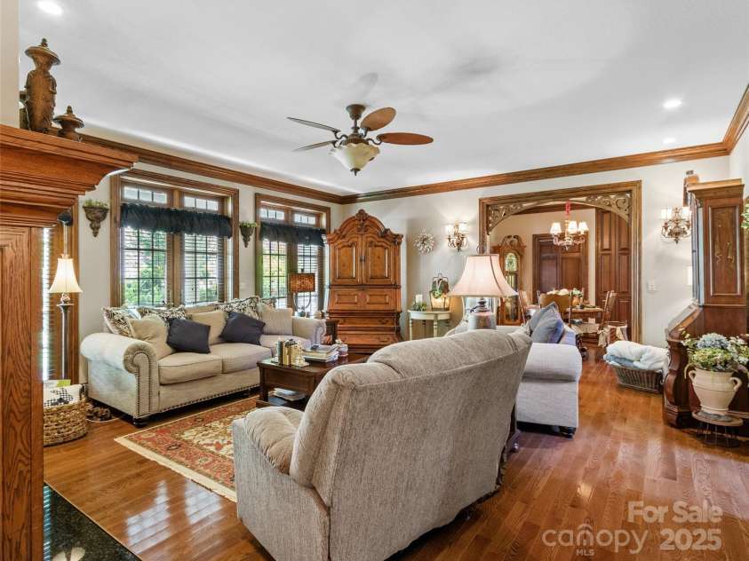 38 Peterson Lane, Green Mountain, NC 28740.  MLS# CAR4279349, YatesRealty ID 25769. 