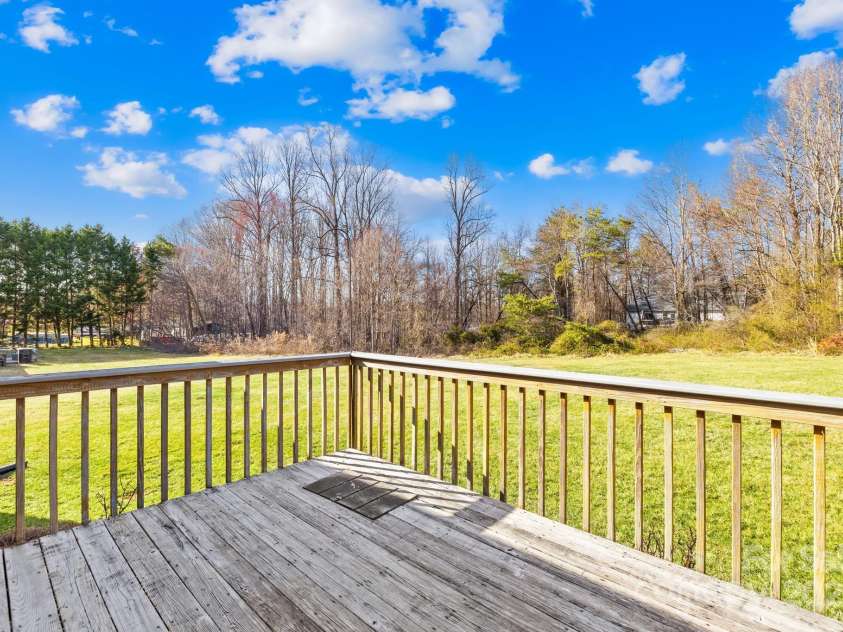 341 Massey Deal Road, Statesville, NC 28625.  MLS# CAR4228351, YatesRealty ID 2577. Back Deck