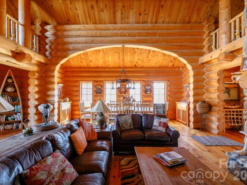 851 Austin Mountain Drive, Burnsville, NC 28714.  MLS# CAR4328686, YatesRealty ID 2577. 
