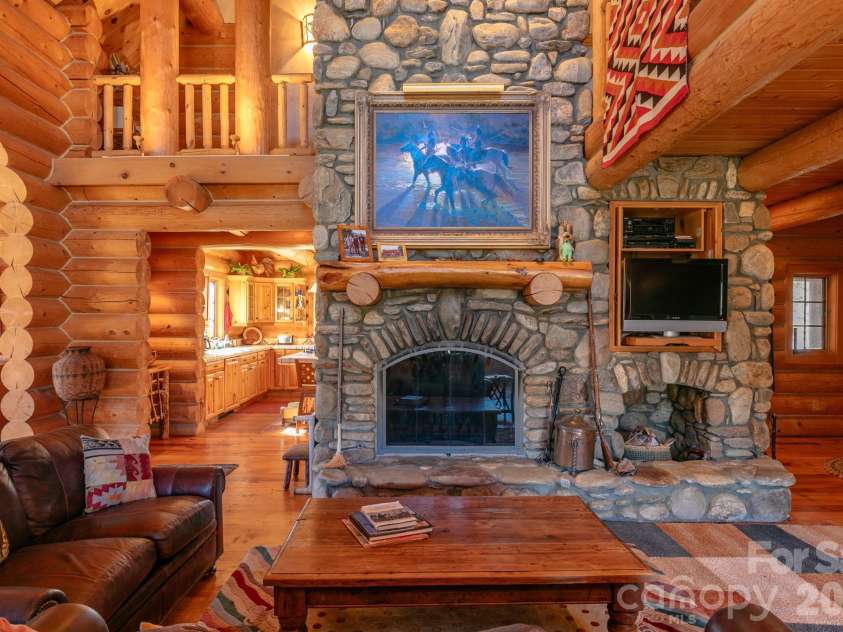 851 Austin Mountain Drive, Burnsville, NC 28714.  MLS# CAR4328686, YatesRealty ID 2577. 