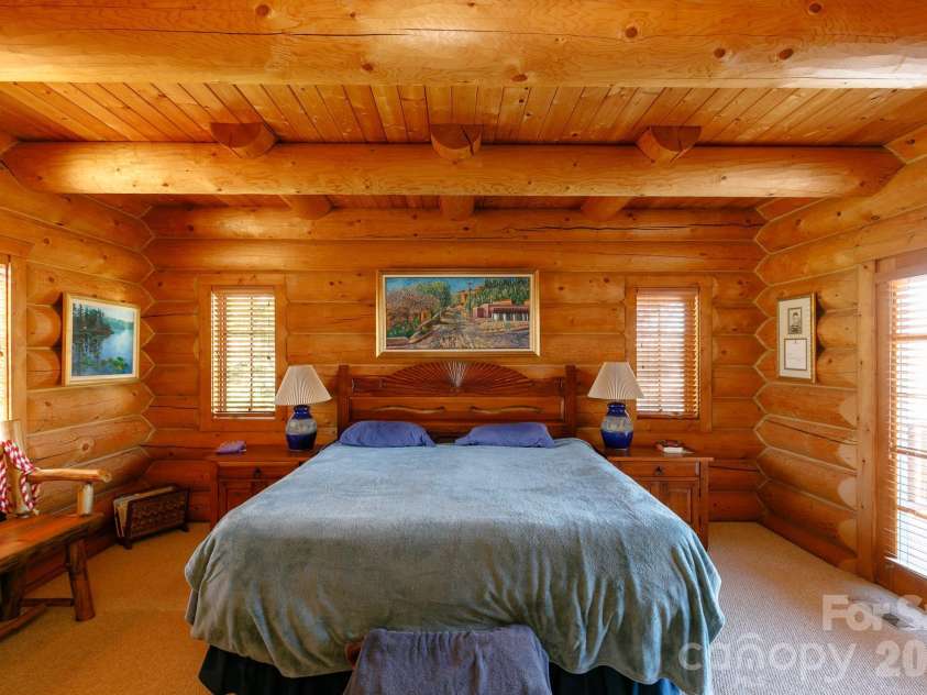 851 Austin Mountain Drive, Burnsville, NC 28714.  MLS# CAR4328686, YatesRealty ID 2577. 