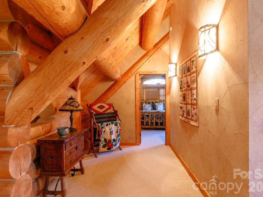 851 Austin Mountain Drive, Burnsville, NC 28714.  MLS# CAR4328686, YatesRealty ID 2577. 