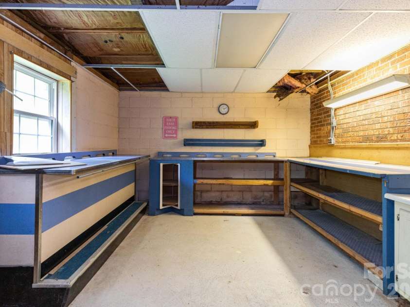 71 Cub Road, Asheville, NC 28806.  MLS# CAR4386534, YatesRealty ID 25771. 