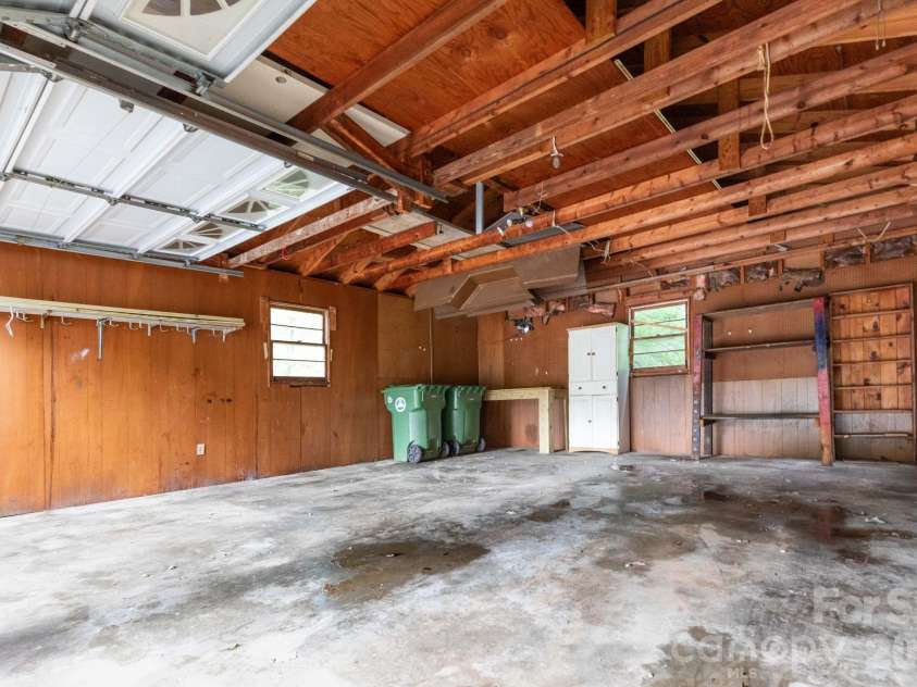 71 Cub Road, Asheville, NC 28806.  MLS# CAR4386534, YatesRealty ID 25771. 