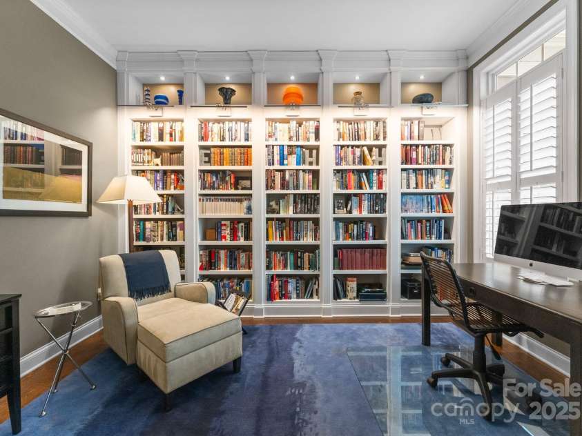 6506 Jepson Court, Charlotte, NC 28214.  MLS# CAR4272738, YatesRealty ID 25772. 