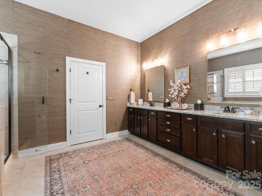 6506 Jepson Court, Charlotte, NC 28214.  MLS# CAR4272738, YatesRealty ID 25772. 