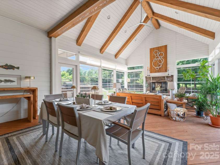 6506 Jepson Court, Charlotte, NC 28214.  MLS# CAR4272738, YatesRealty ID 25772. 