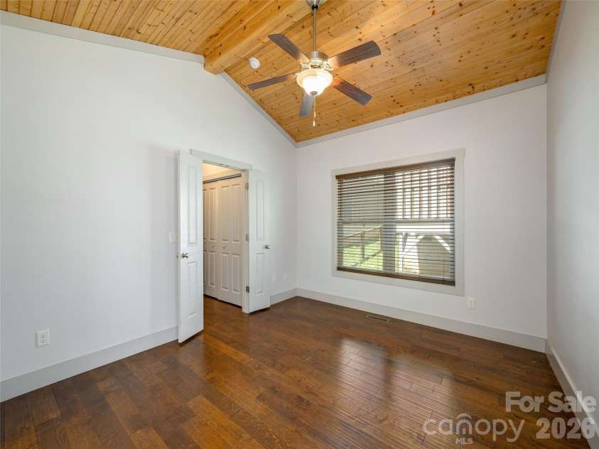 12 Gratitude Drive, Asheville, NC 28806.  MLS# CAR4387026, YatesRealty ID 25775. 